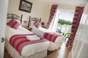 Cottage for 8 People in Swansea region, Photo 2