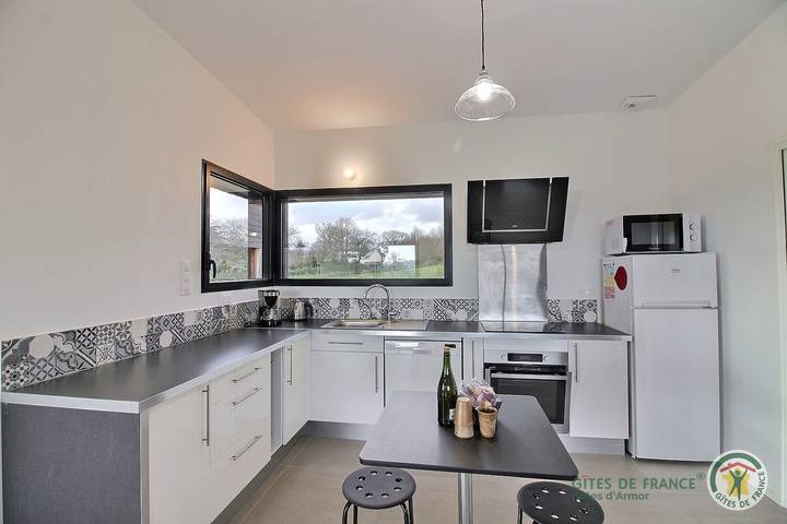 Gîte pour 6 personnes, avec jardin et terrasse à Lannion - 3