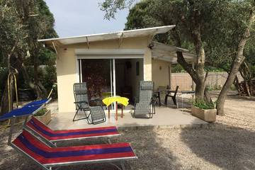 Gîte pour 2 personnes, avec jardin et terrasse à Saint-André