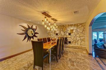 Vacation House for 18 Guests in Ozark Mountains, Lake of the Ozarks, Picture 2