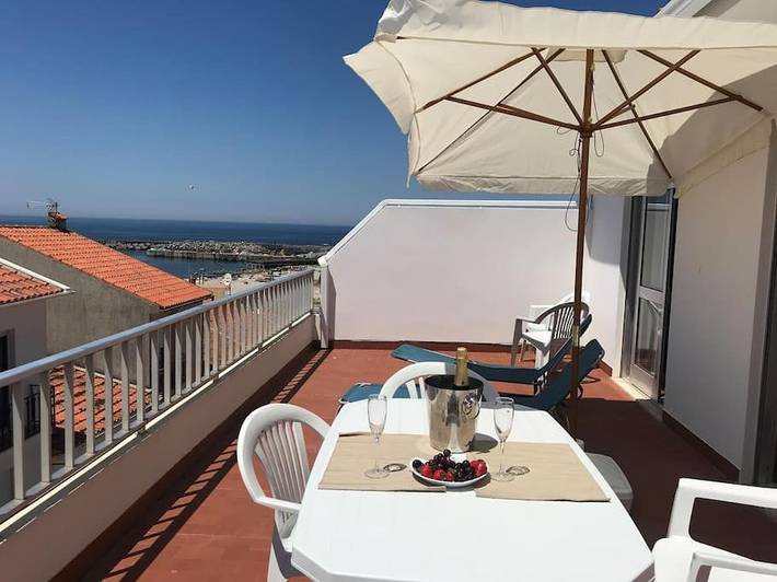 Gîte pour 4 personnes, avec terrasse à Vila Praia de Ancora - 2