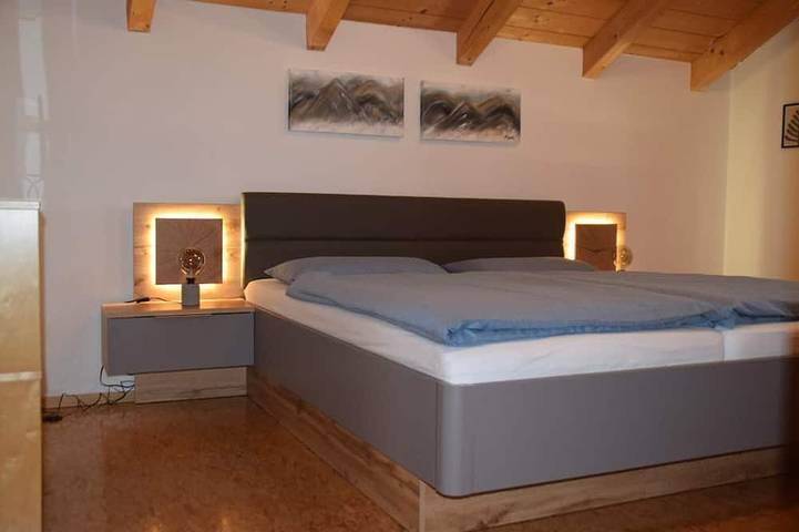 Ferienwohnung für 4 Personen, mit Balkon und Whirlpool sowie Garten und Sauna in Bischofsmais