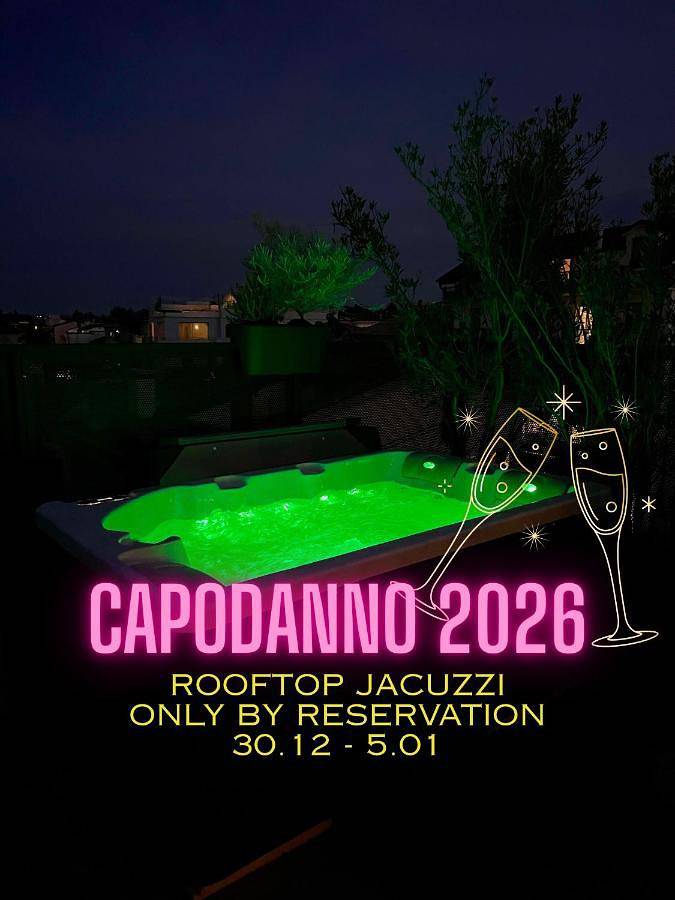 Pension voor 3 personen, with zwembad and whirlpool as well as balkon in Peschiera del Garda