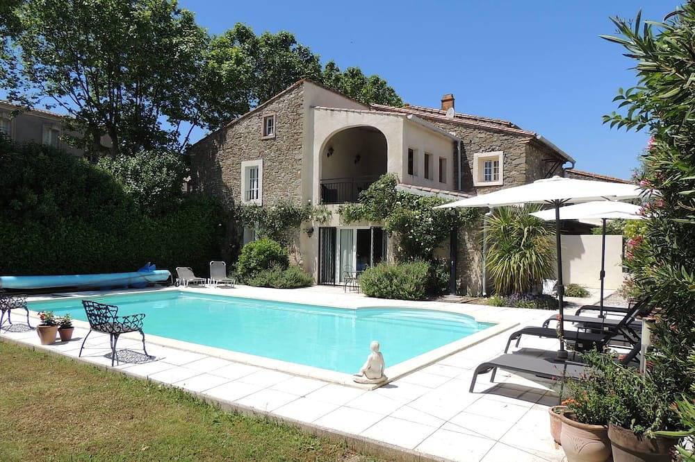 Superbe villa: 3 suites (ch/sdb) avec piscine privative et air conditionné in Trausse, Région de Carcassonne