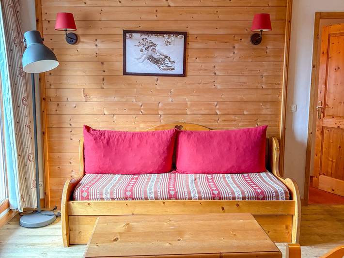 Gîte pour 8 personnes, avec balcon, animaux acceptés dans Office De Tourisme De Notre Dame De Bellecombe - 3