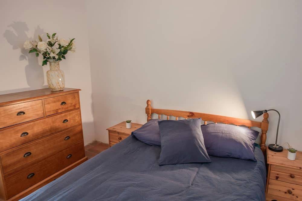 Holiday home in Gironde with a private pool in Léogeats, Langon region