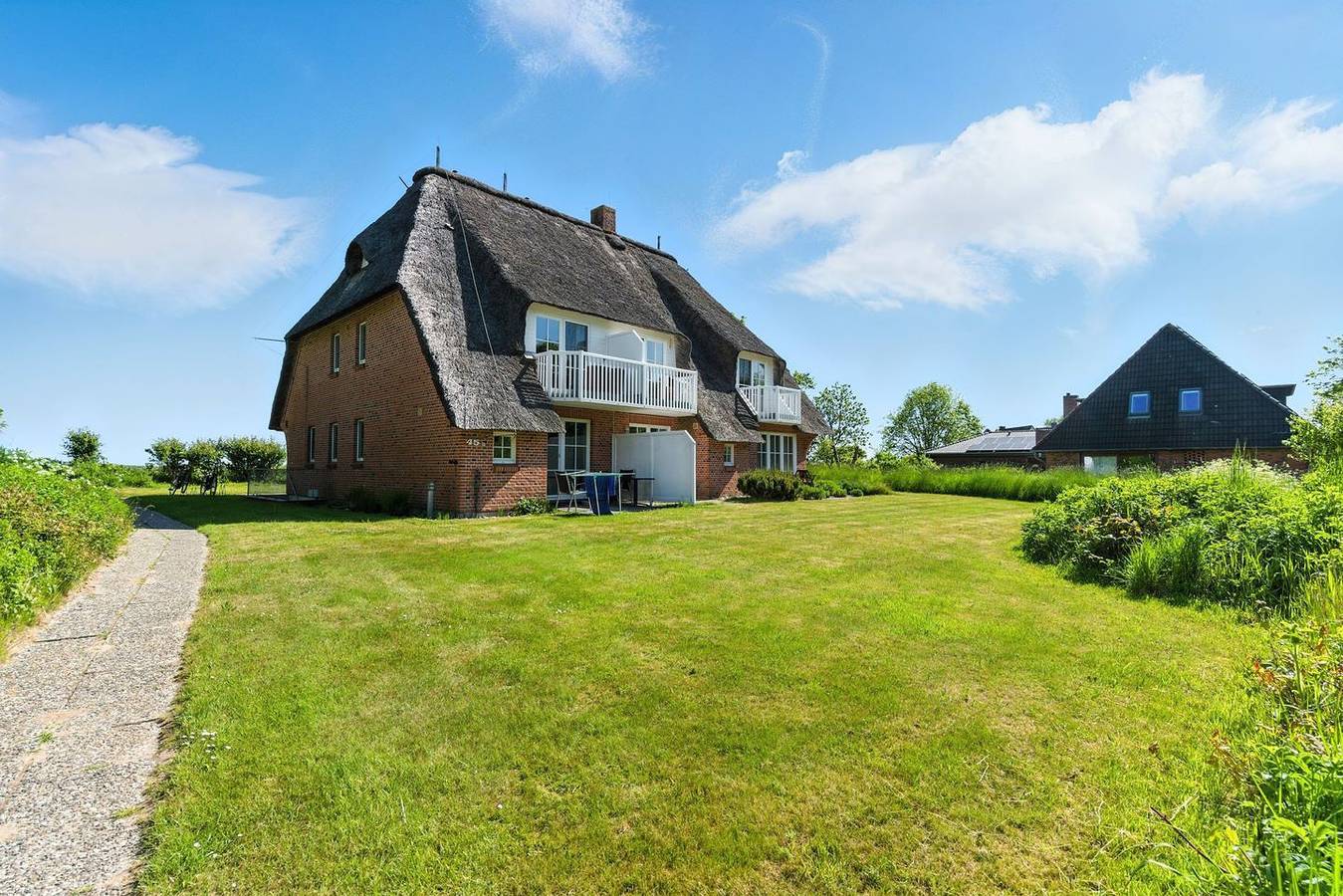 Ganze Wohnung, App. Heimathafen Westmarken - Urlaub für 7 Personen mit Balkon in Traumlage in St. Peter-Bad, St. Peter-Ording