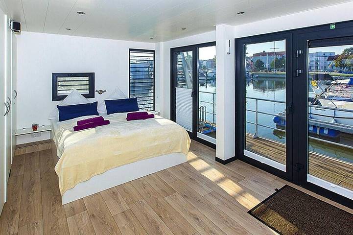 Hausboot für 3 Personen, mit Balkon/Terrasse und Terrasse in Ribnitz-Damgarten - 3