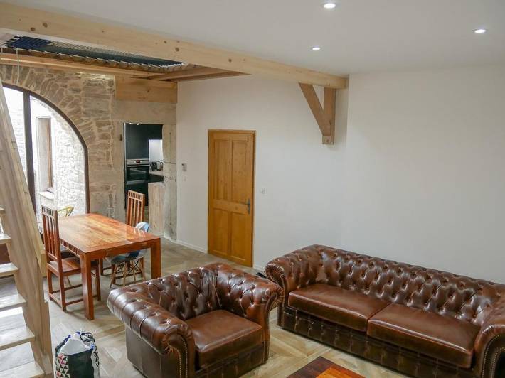 Gîte pour 8 personnes, avec jacuzzi et terrasse à Crémieu - 3