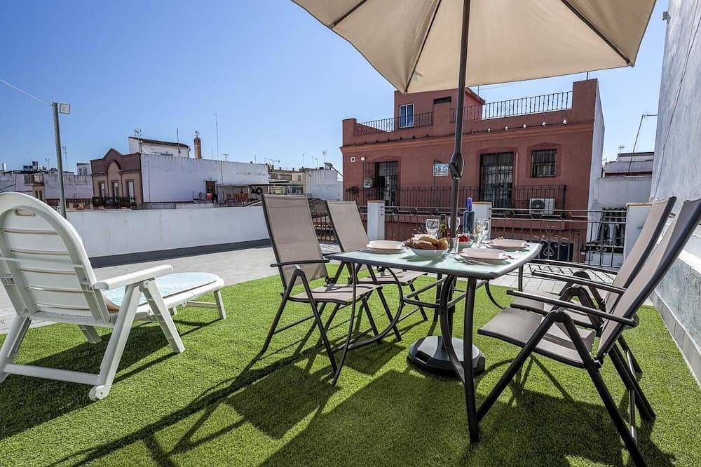 Apartamento entero, Fantástica casa en Camas a 10 min de Sevilla con piscina y terraza in Camas , Provincia de Sevilla