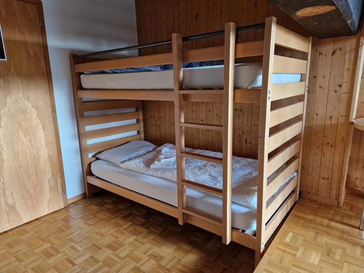 Hôtel pour 2 personnes, avec terrasse ainsi que jardin et vue à Saignelégier - 3