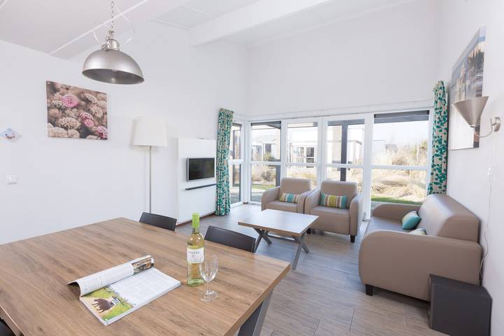 Bungalow für 4 Personen, mit Balkon/Terrasse und Terrasse sowie Garten in Südholland