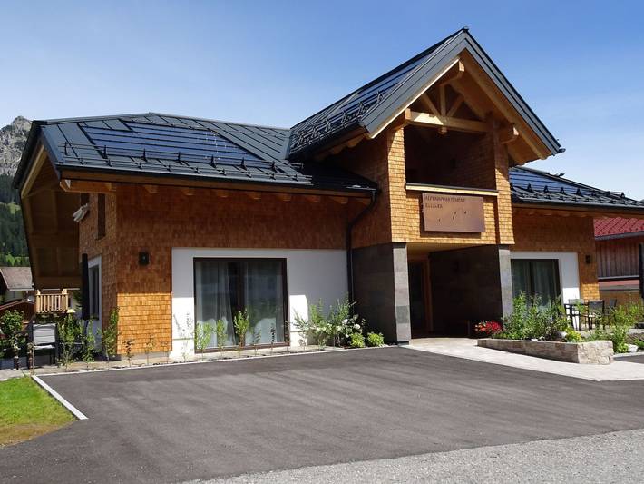 Ferienwohnung für 4 Personen, mit Terrasse und Garten in Tannheim (Tirol)