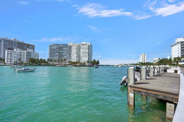 Vacation rental for 6 people, with yard in South Beach