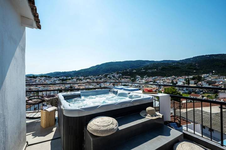Ferienwohnung für 2 Personen, mit Terrasse und Ausblick sowie Sauna auf Skiathos - 2