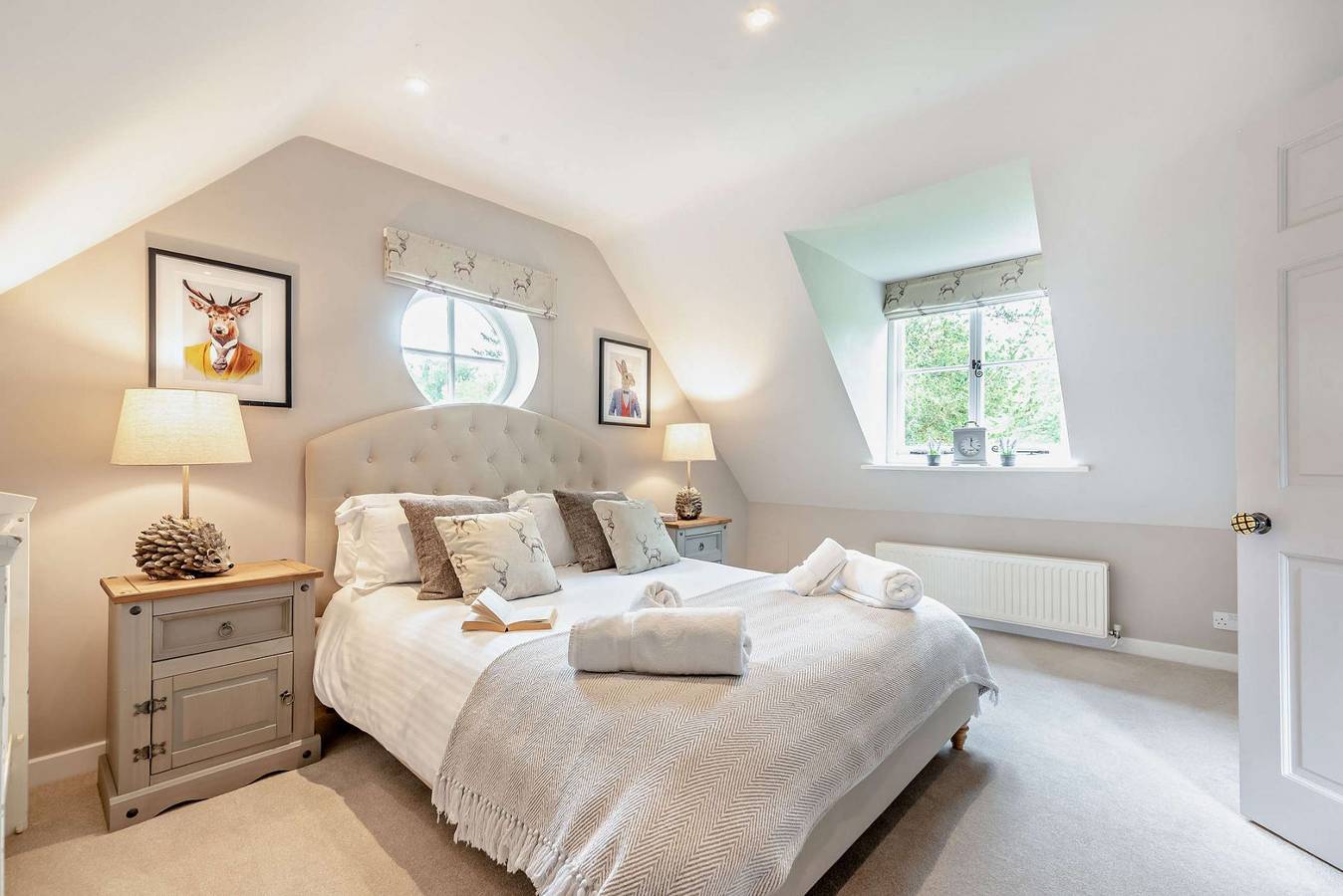 Lakeside House in Gloucestershire