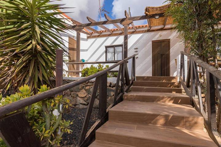 Casa rural para 5 personas, con piscina además de jardín y vistas en Antigua - 3