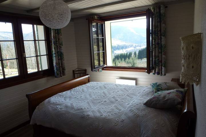 Chalet pour 4 personnes, avec terrasse et jardin à Bussang - 2