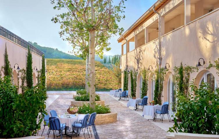 Hôtel pour 3 personnes, avec vue et balcon