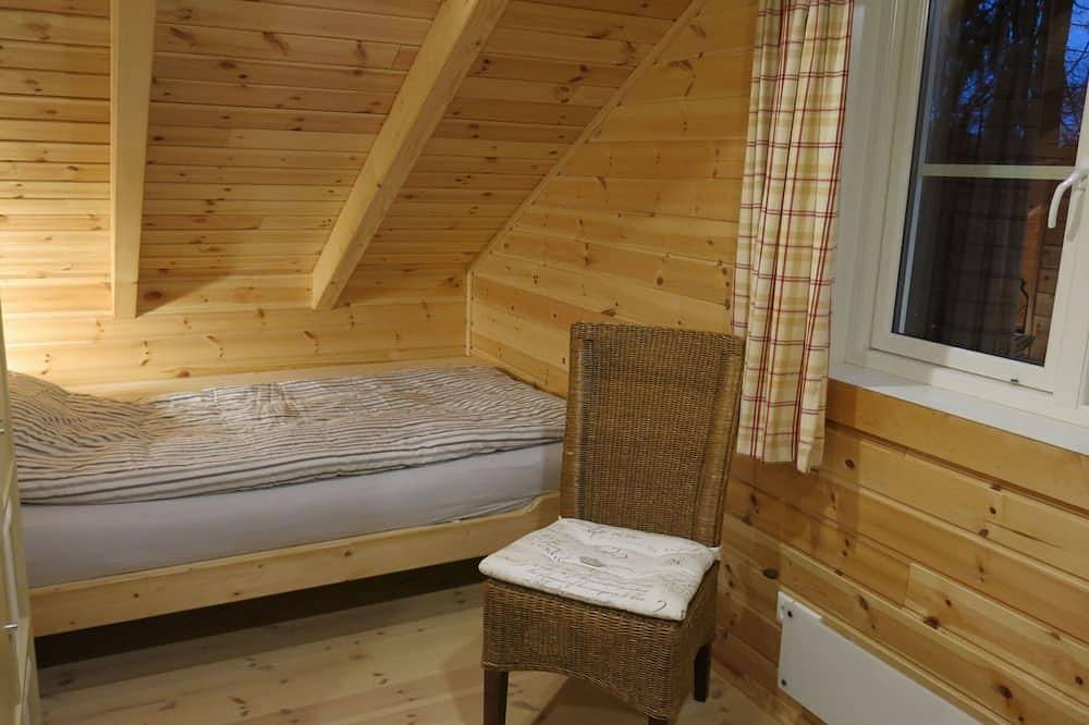 Schönes alleinstehendes Ferienhaus für 6 Personen mit  W-Lan, Klimaanlage, Tv und Terrasse in Großenkneten, Naturpark Wildeshauser Geest