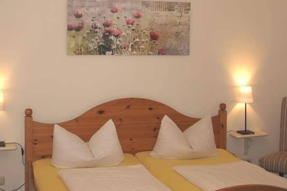 Doppelzimmer Standard - Gästehaus im Weingut Karst in Bad Dürkheim, Pfälzer Rheinebene