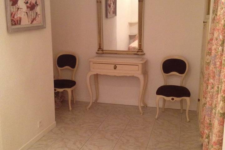 Gîte pour 5 personnes, avec terrasse et jardin dans Casino De Cassis - 3
