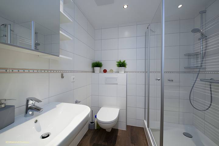 Hel lejlighed, Apartment 'Blomberg' with Shared Terrace and Wi-Fi in Meinerzhagen, Märkischer Kreis