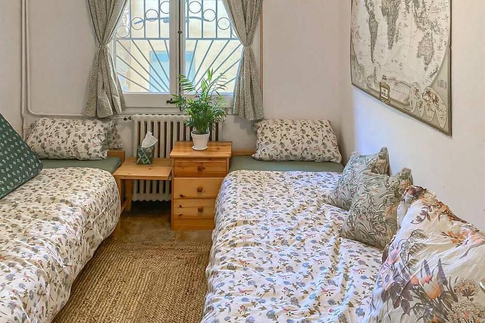 Beautiful, quiet house ideally located in Llagostera, Costa Brava