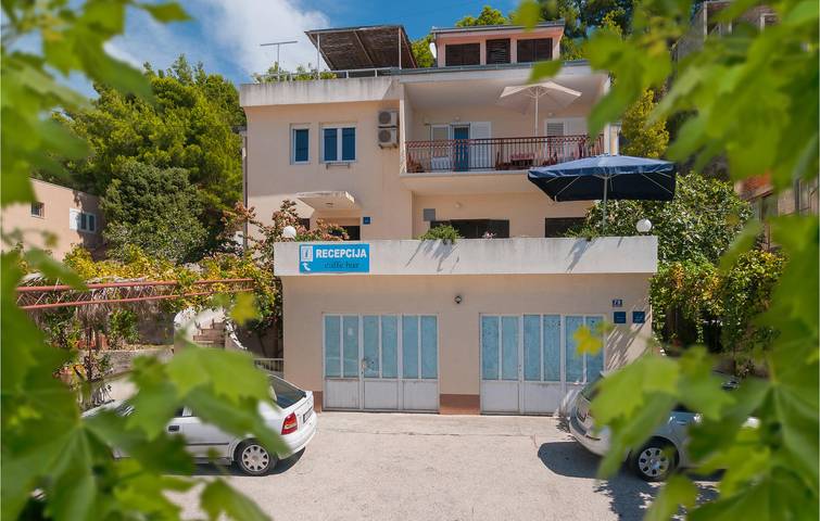Ferienwohnung für 2 Personen, mit Terrasse in Podstrana