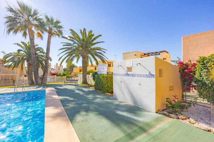 Bungalow für 6 Personen, mit Pool und Garten sowie Terrasse in Calpe - 3