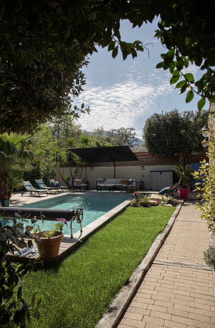 Gîte pour 4 personnes, avec terrasse ainsi que piscine et jardin, animaux acceptés dans Haute-Corse - 2