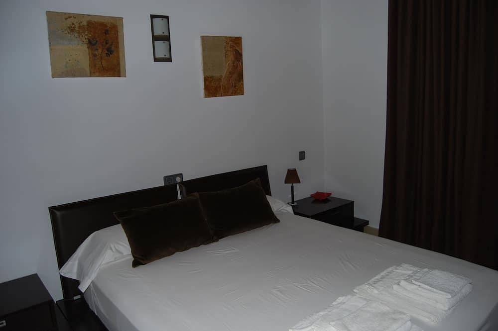 10min von Palma, 250m2, Privater Pool, Sat, Wifi, Pc ... Btc Zahlungen . in Santa Maria del Cami, Mallorca Inselmitte