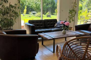 Gîte pour 6 personnes, avec jardin et balcon à Lesparrou