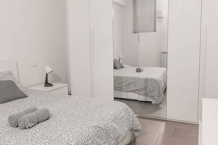 Apartamento entero, Comfortable Apartment, for any kind of traveler strategic location in Varese, Provincia de Varese