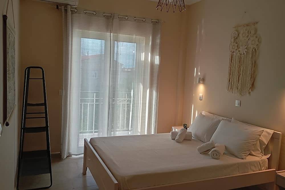 Entire apartment, Elenas Garden apartments Kavos -Cozy rooms in nature in Kavos, Corfu