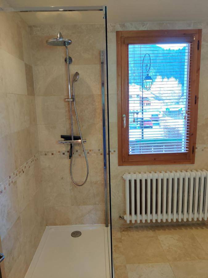 Chalet pour 8 personnes, avec jardin et vue, animaux acceptés à Abondance - 3