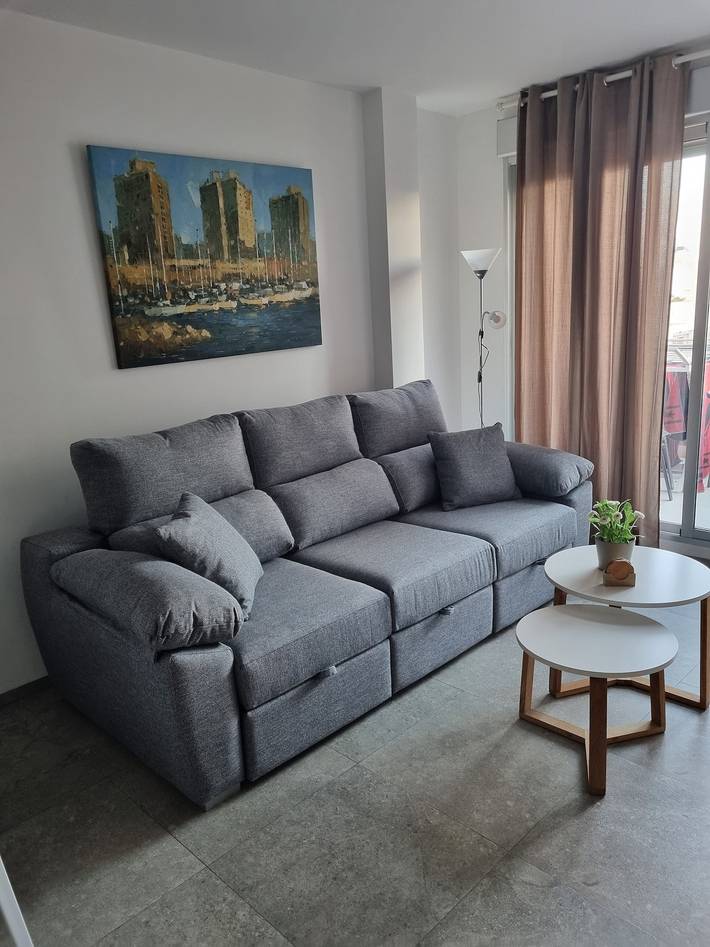 Apartamento entero, "Fantastic apartment" con piscina, hidromasaje, Wi-Fi, aire acondicionado y terraza in Las Calas, Torrevieja