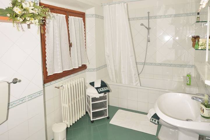 Location de vacances pour 5 personnes, avec jardin, animaux acceptés à Lastra a Signa - 4