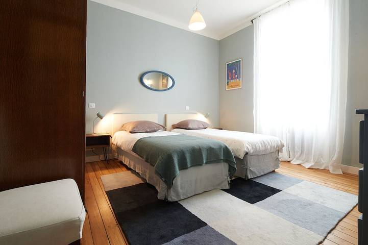 Location de vacances pour 10 personnes, avec jardin et terrasse, animaux acceptés dans Plage du Nau - 2