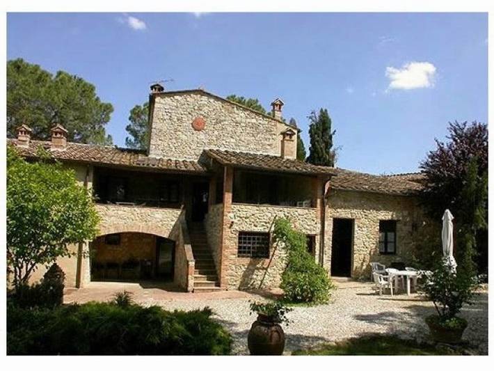 Agriturismo per 2 persone, con Terrazza e Giardino nonché Piscina a Mensanello