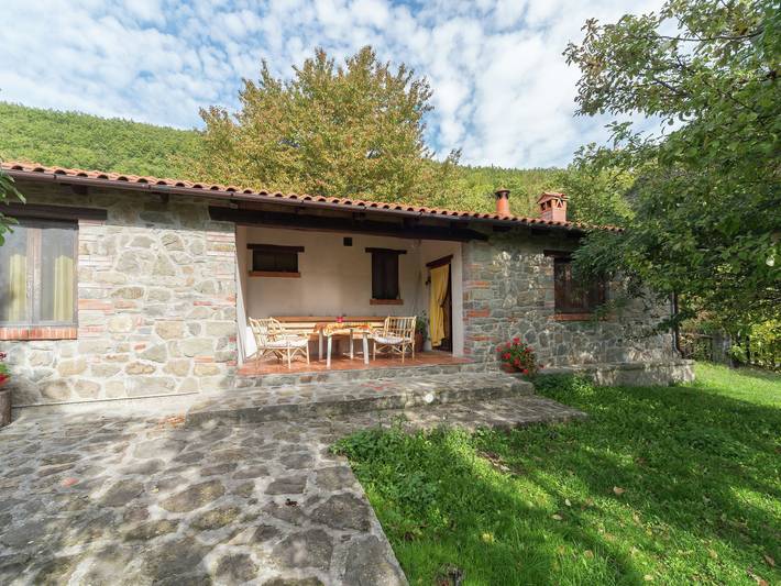 Casa vacanza per 4 persone, con Terrazza e Piscina a San Marcello Pistoiese