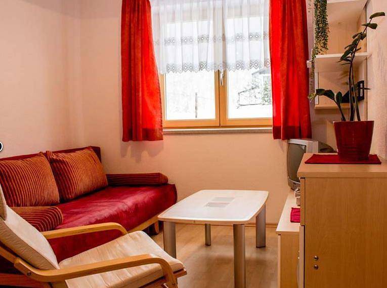 Ganze Ferienwohnung, Appartement Melanie in Stubaier Alpen, Umhausen