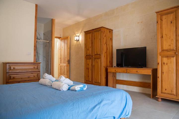 Location de vacances pour 6 personnes, avec balcon ainsi que jacuzzi et piscine dans Sannat - 2