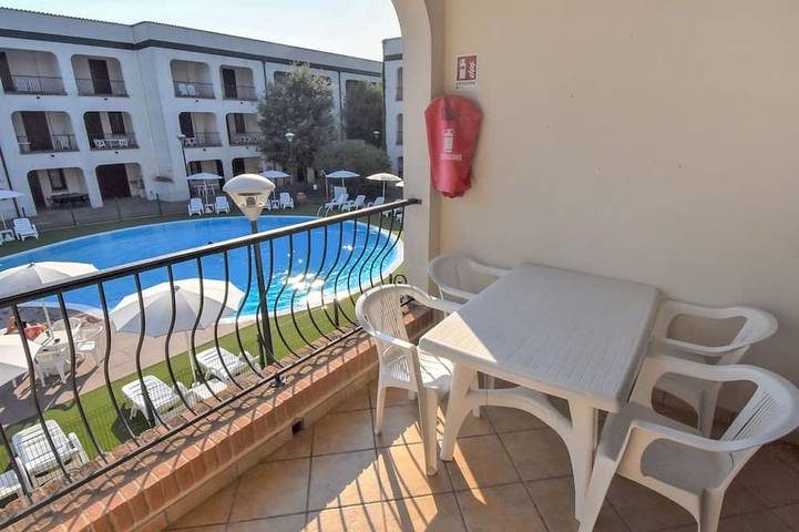 Appartamento vacanze per 4 persone, con balcone e piscina - 1