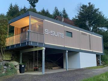 Gîte pour 5 personnes, avec jardin et vue à Biberach