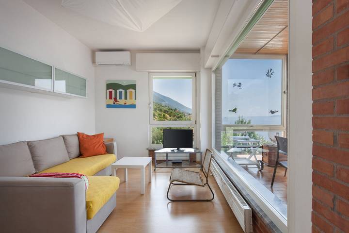 Gîte pour 4 personnes, avec balcon et vue sur le lac à Malcesine - 3