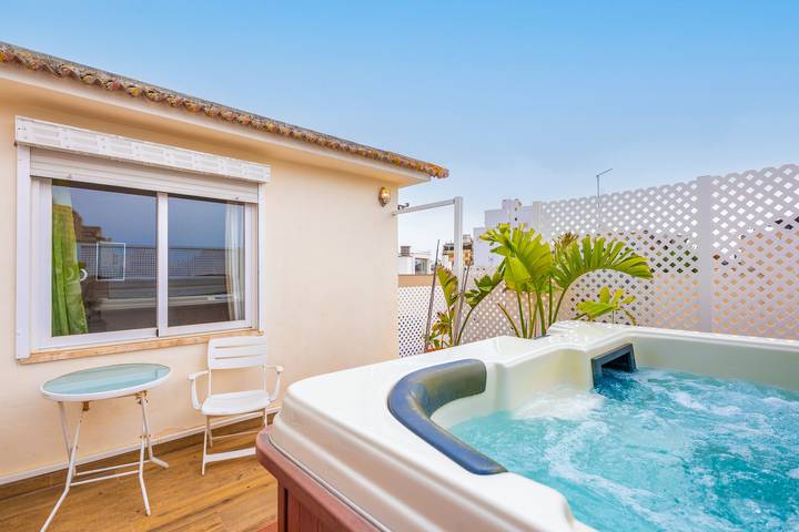 Apartamento de vacaciones para 8 personas, con terraza y jacuzzi - 1
