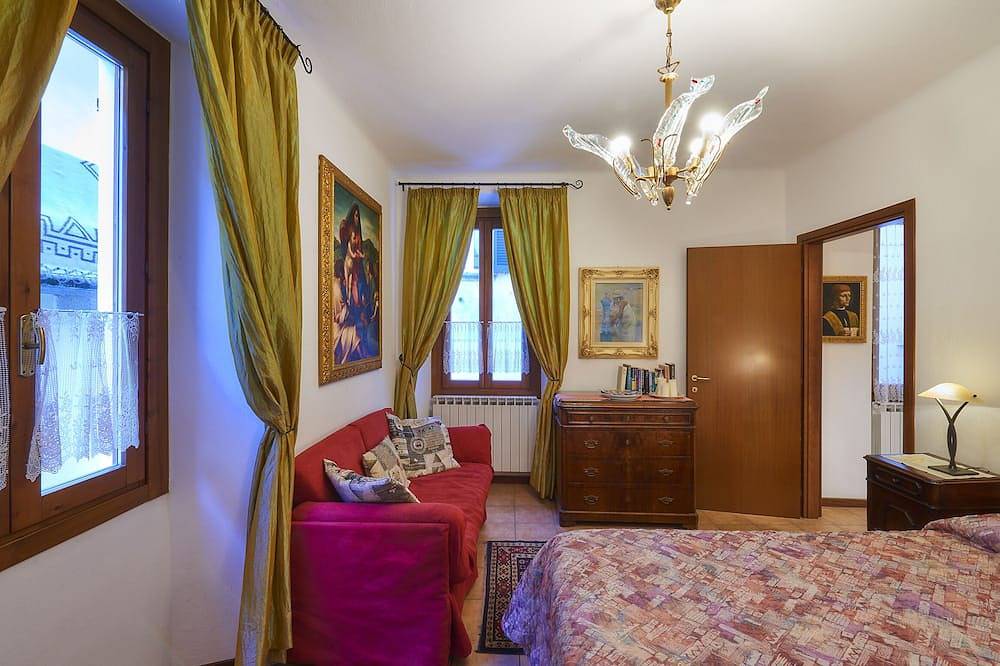 Ganze Wohnung, \"Casa Di Mezzo\" Varenna Zentrum, See von Como schön, wie von Rick Steves geschrieben in Varenna, Gemeinde Varenna