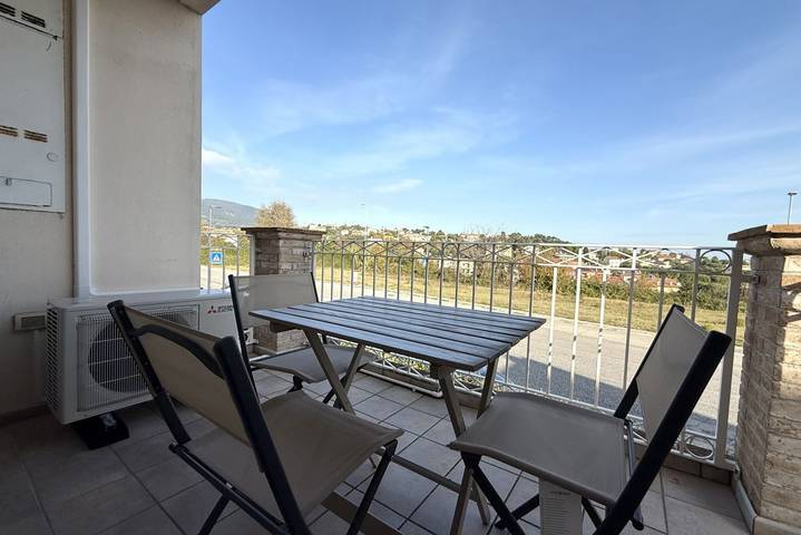 Appartamento per 3 persone, con balcone/terrazza a Sirolo