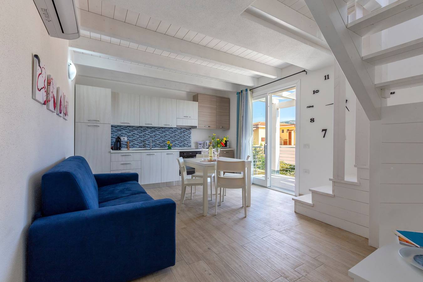 Entire apartment, Holiday Apartment “Sa Domo Mea Isola Rossa” with Sea View and Air Conditioning in Trinità d'Agultu e Vignola region, Olbia-Tempio